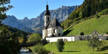 【德國阿爾卑斯街道】藍紹教堂、魔法森林、辛特湖與Wimbachbrücke峽谷健行一日遊