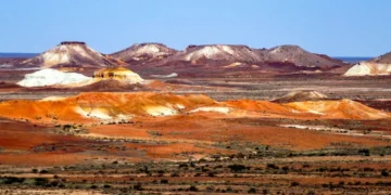 【南澳公路之旅】阿德雷德至北領地1200公里曠野 – 克萊爾谷地、庫伯．佩迪、The Breakaways