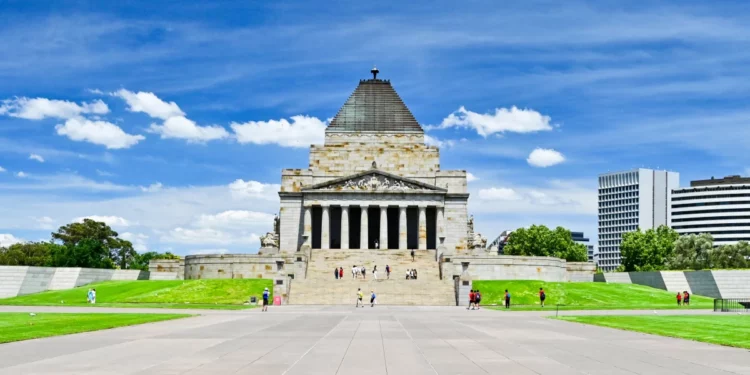 【墨爾本必去景點】墨爾本戰爭紀念館漫遊:環境與展覽簡介、觀景平台分享