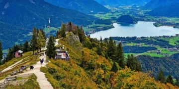 【薩爾斯堡近郊湖區漫遊】聖吉爾根十二角峰纜車、沃夫岡湖遊船與蒙德湖之旅