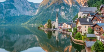 【奧地利必去小鎮】哈修塔特交通攻略–薩爾斯堡與維也納出發火車與公車交通解析