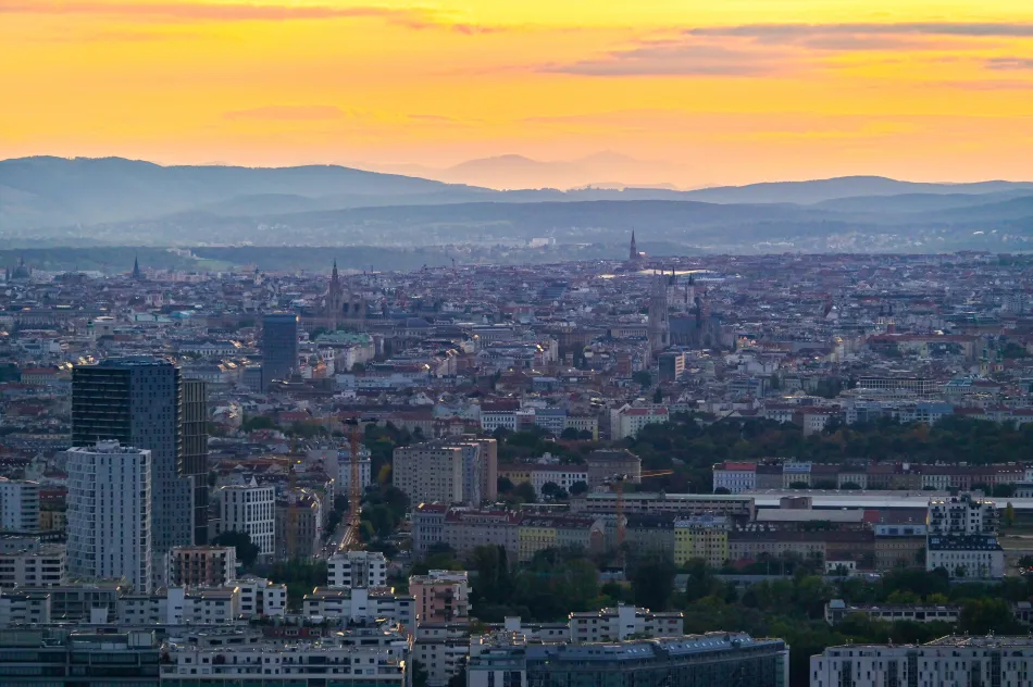 奧地利-維也納-多瑙河塔