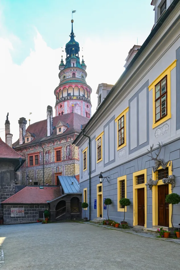 捷克-庫倫洛夫-庫倫洛夫城堡的彩繪塔