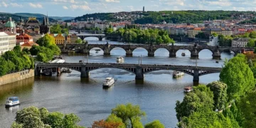 【布拉格觀景台懶人包】舊市政廳、佩特任瞭望塔、聖維特大教堂南塔等六大瞭望點巡禮