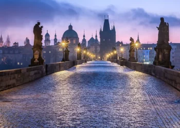 【捷克布拉格自由行攻略】15大必去景點、住宿推薦、行程建議、交通簡介