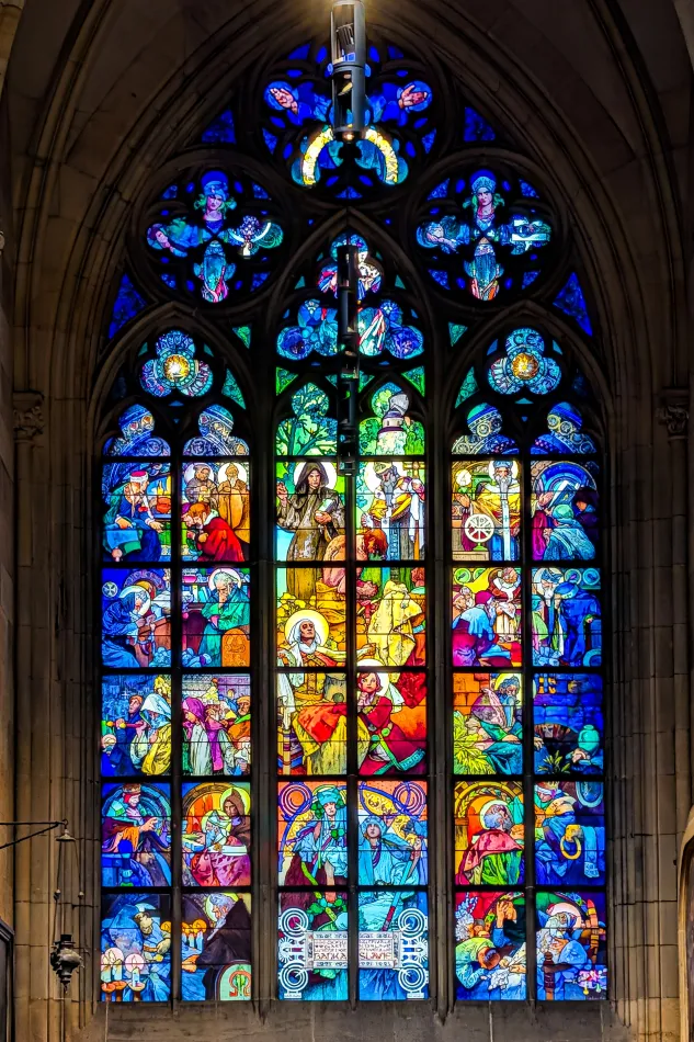 捷克-布拉格-聖維特大教堂的慕夏彩繪玻璃