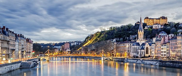 法國-里昂-索恩河畔