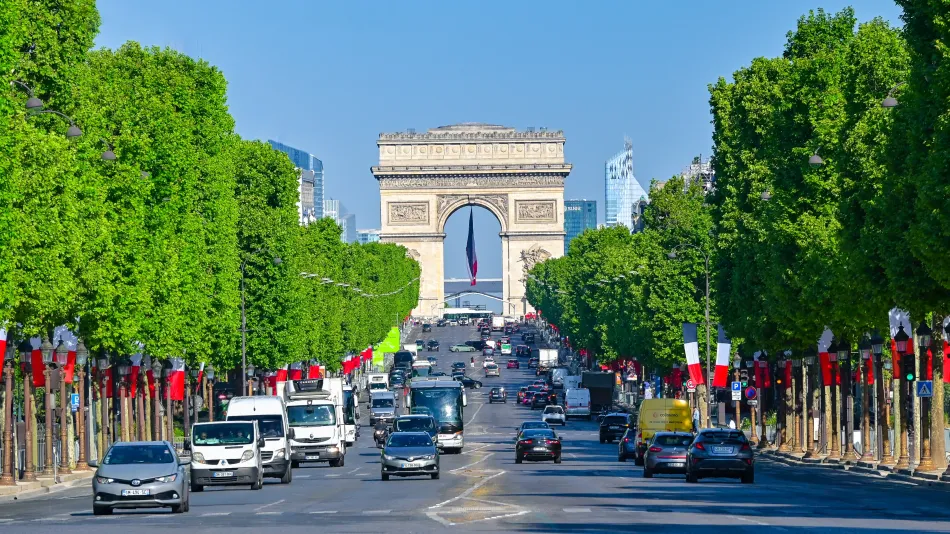 法國-巴黎-法國-巴黎-香榭麗舍大道與巴黎凱旋門
