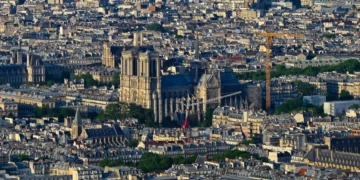 【法國教堂象徵】巴黎聖母院漫遊：2024年開放參觀之內部重點分享、注意事項說明