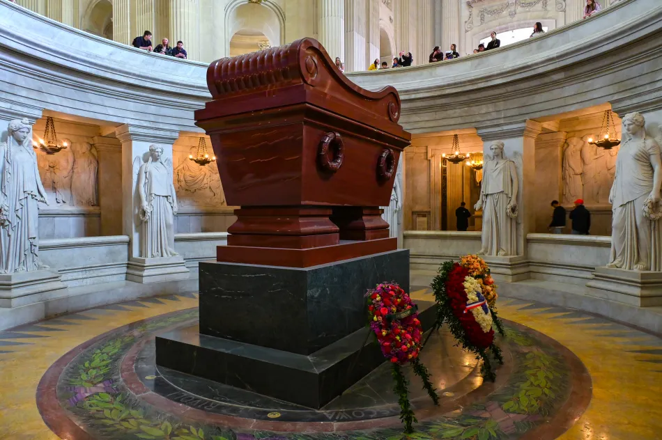 法國-巴黎-傷兵院-圓頂教堂-拿破崙棺木