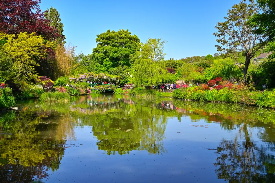 法國-吉維尼-莫內花園的水花園