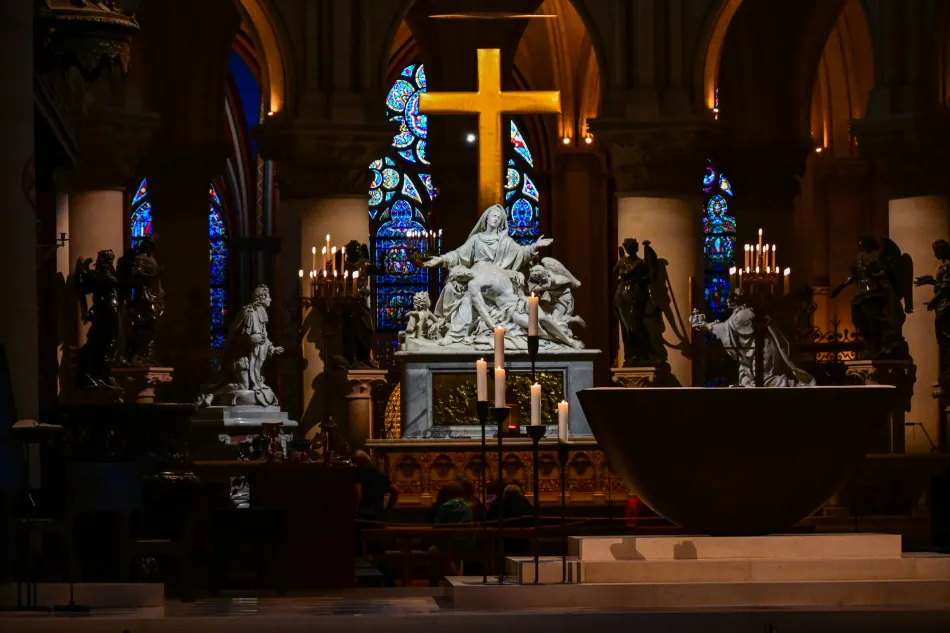 法國-巴黎-巴黎聖母院