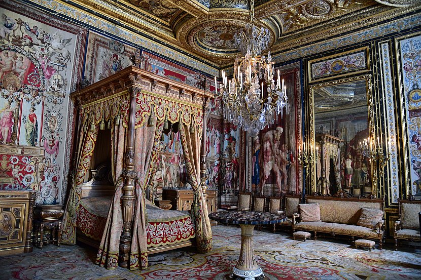 法國-巴黎-楓丹白露宮-奧地利的安妮的寢間