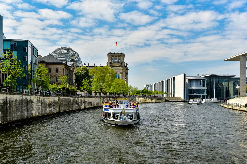 德國-柏林-斯普雷河遊船