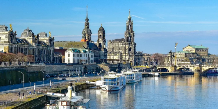 德國-德勒斯登-布呂爾露臺Brühl's Terrace