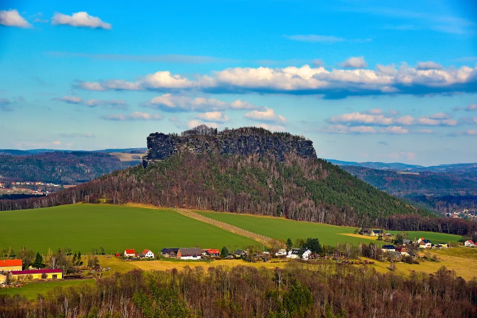 德國-薩克森-國王岩堡壘