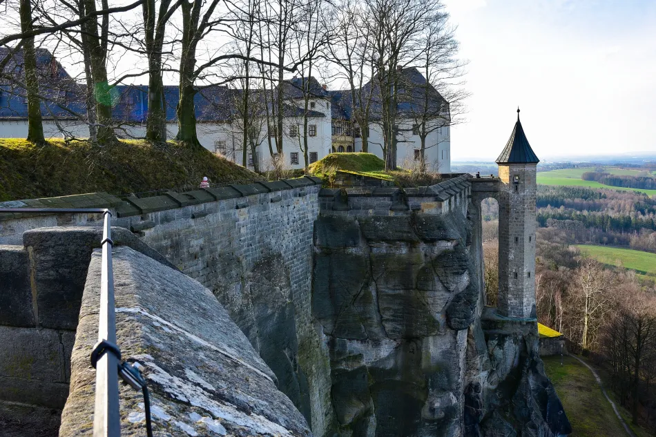 德國-薩克森-國王岩堡壘
