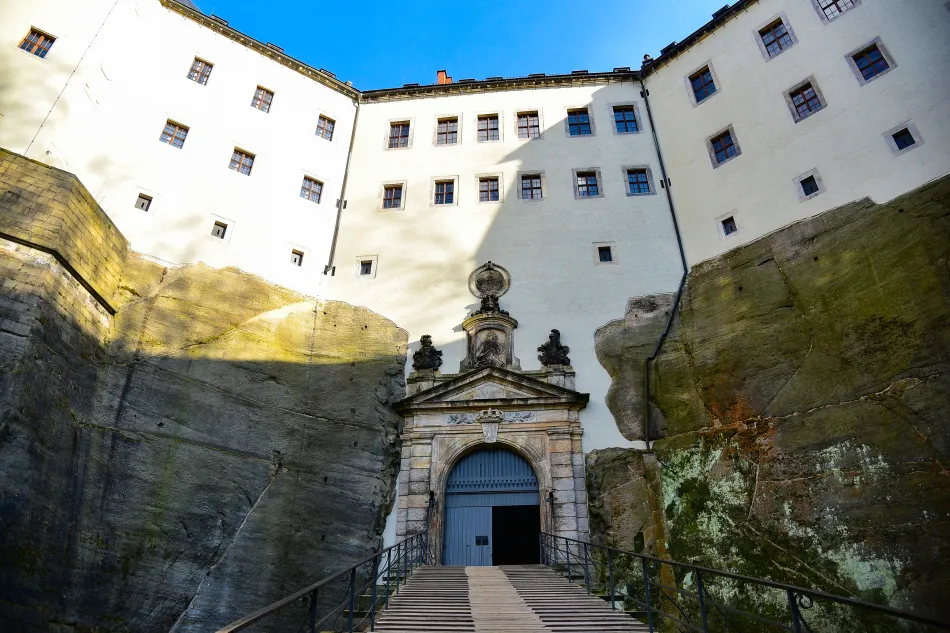 德國-薩克森-國王岩堡壘