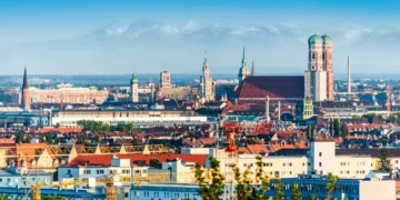 【德國雙城PK】慕尼黑與柏林比較：景點、旅遊主題、大眾運輸、飯店選擇等八大項目解析