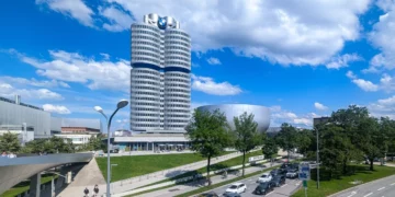 【慕尼黑必去景點】BMW博物館漫遊：歷史與經典車輛介紹、參觀資訊說明