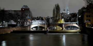 德國-紐倫堡-舊城區-佩格尼茨河岸