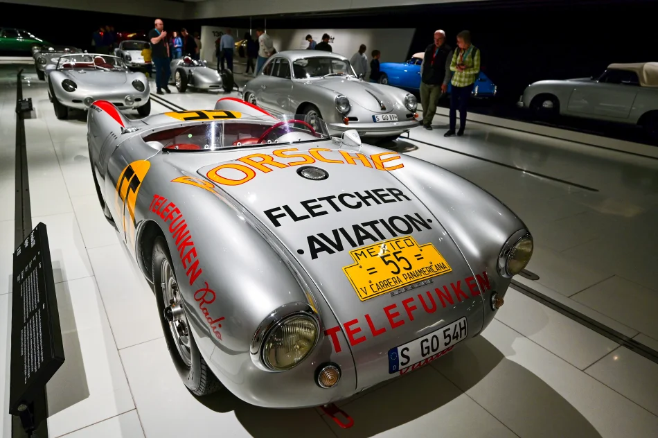德國-斯圖加特-保時捷博物館-Porsche 550 Spyder