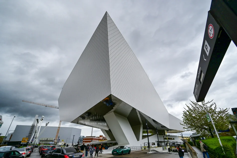 德國-斯圖加特-保時捷博物館