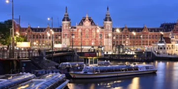 【荷蘭阿姆斯特丹自由行攻略】市區郊區15大必去景點、住宿推薦、交通建議、必備票卡