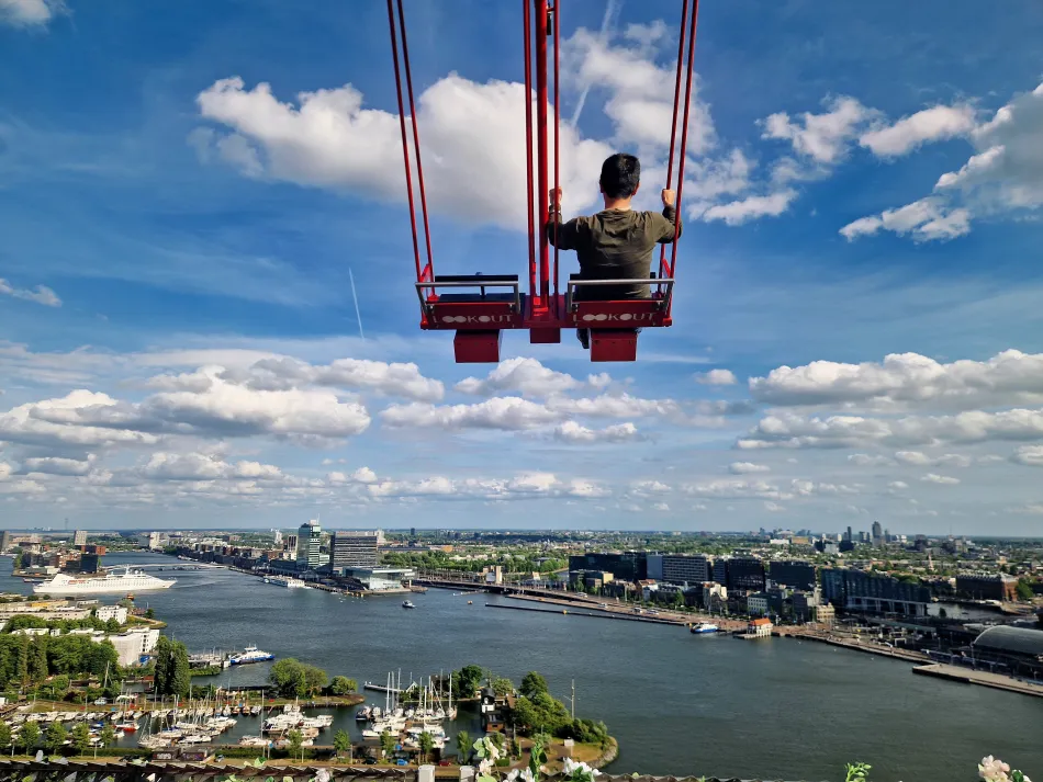 荷蘭-阿姆斯特丹-A'DAM Lookout-Swing Over The Edge