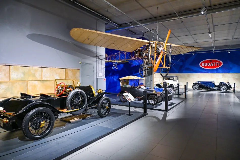 荷蘭-海牙-勞烏曼博物館-布加迪區