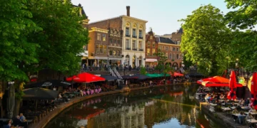 【烏特勒支自由行攻略】德哈爾古堡與聖馬丁主教座堂塔樓等景點介紹、推薦住宿地點