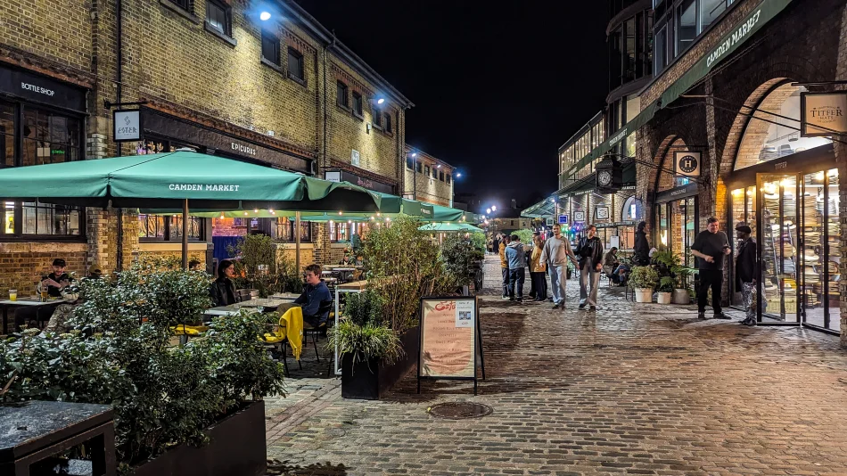 英國-倫敦-肯頓市集-Camden Market Stable