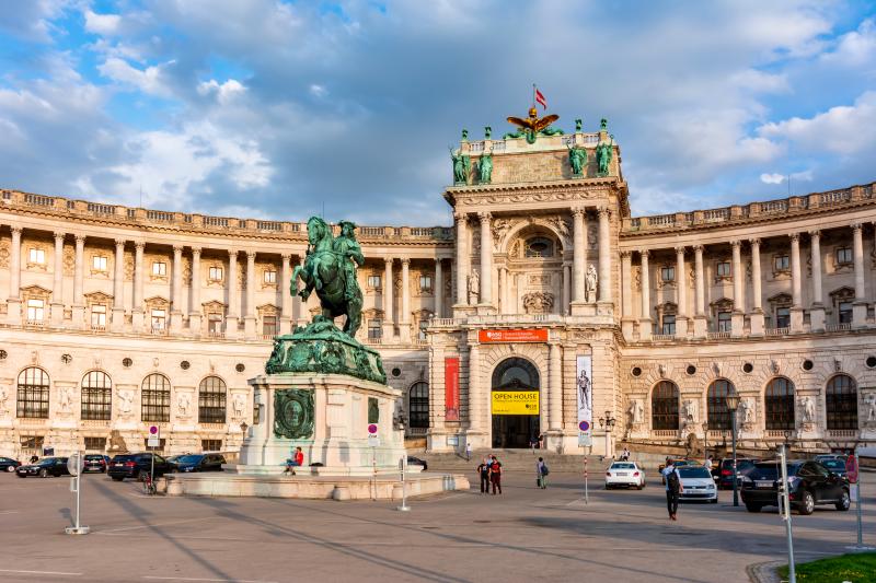 奧地利-維也納-新王宮前英姿挺拔的歐根親王雕像