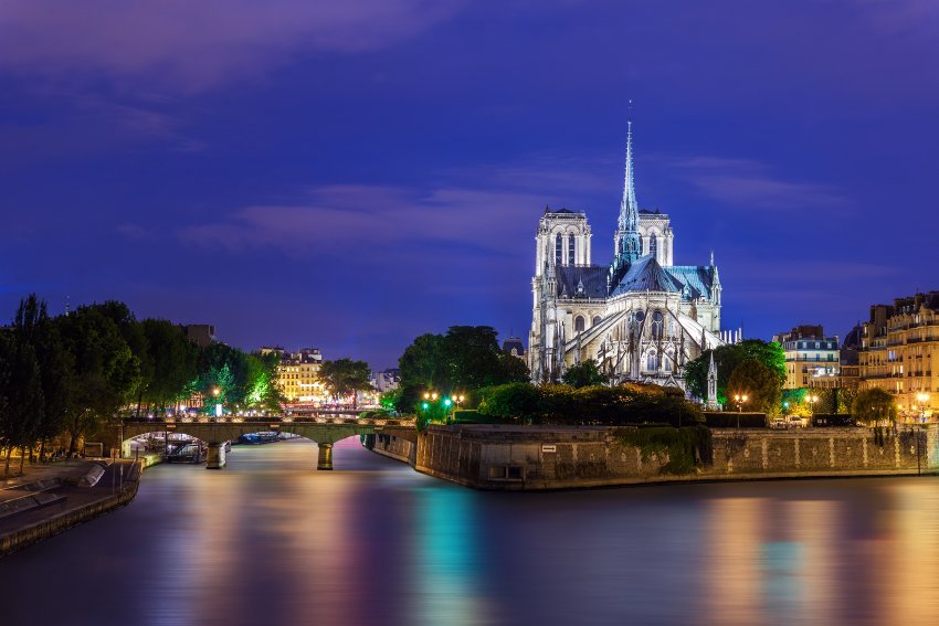 法國-巴黎-聖母院