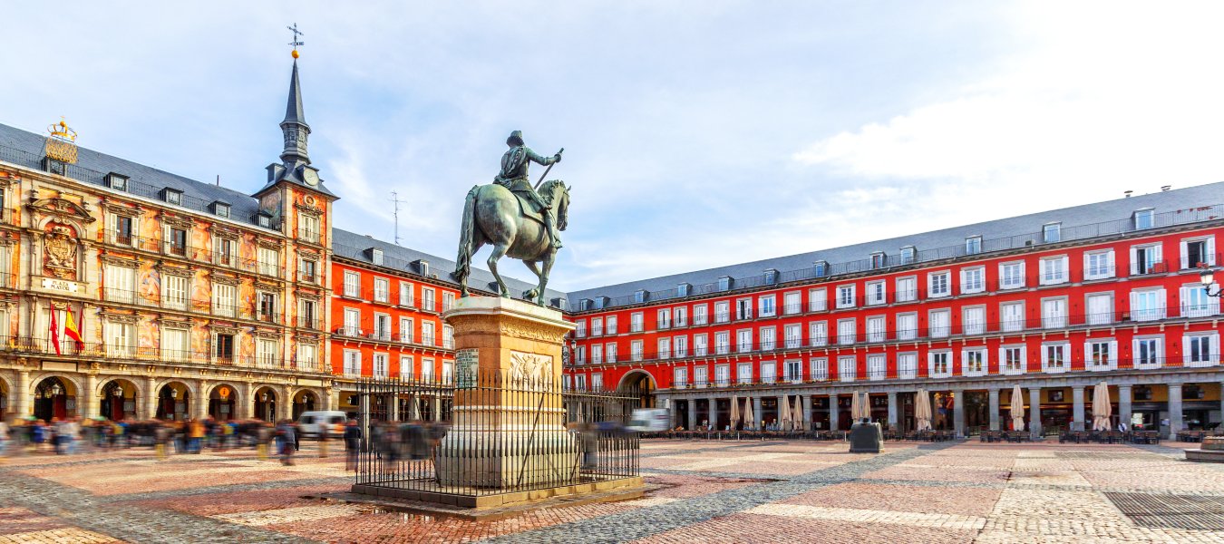 西班牙首都馬德里自由行攻略｜市區郊區必去景點行程、交通介紹與飯店推薦