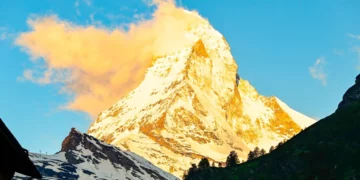 【策馬特自由行攻略】馬特洪峰黃金日出與五湖健行等景點介紹、建議季節、交通說明、住宿推薦