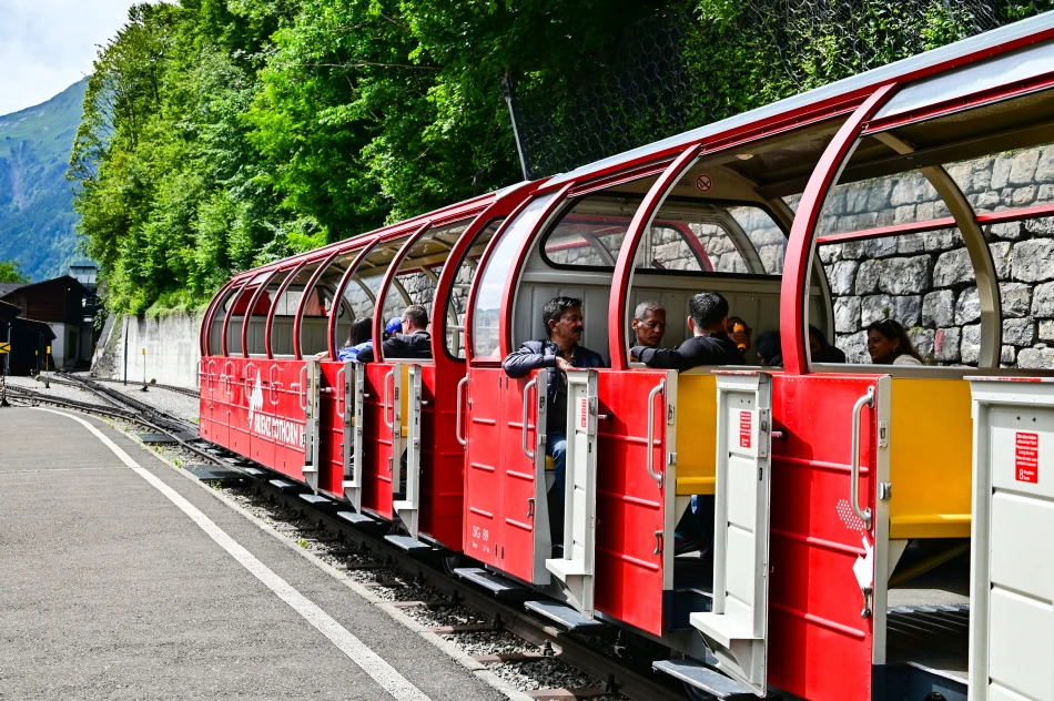 瑞士-布里恩茨-布里恩茨-洛特峰鐵道