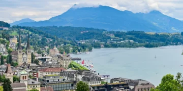 【琉森舊城區】垂死獅子像、穆塞格城牆、耶穌會教堂漫遊