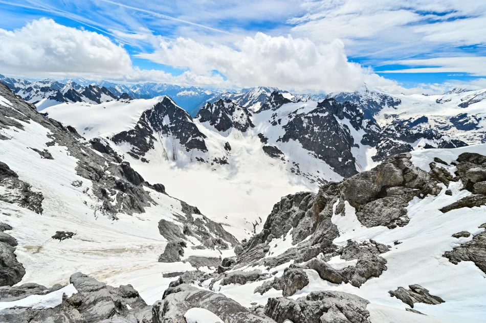 瑞士-鐵力士山-Titlis Cliff Walk
