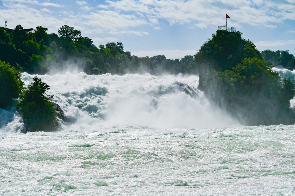 瑞士-萊茵瀑布遊船