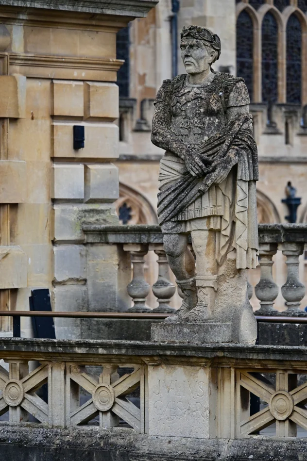 英國-巴斯-羅馬浴場的陽台