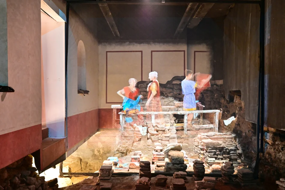 英國-巴斯-羅馬浴場