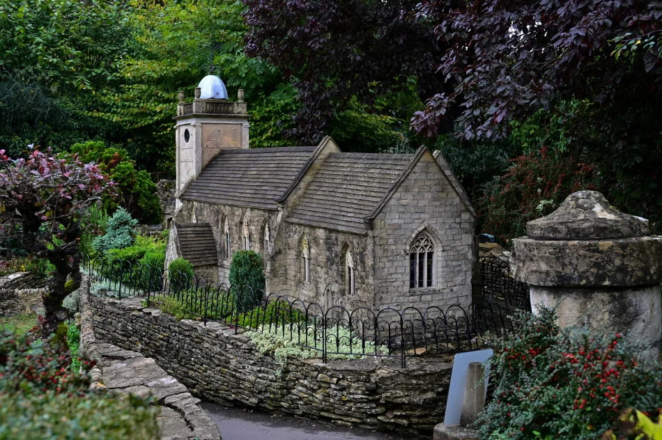 英國-科茲窩-水上伯頓（Bourton-on-the-Water）