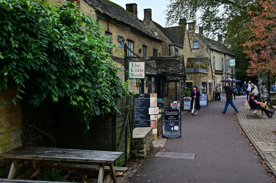 英國-科茲窩-水上伯頓（Bourton-on-the-Water）