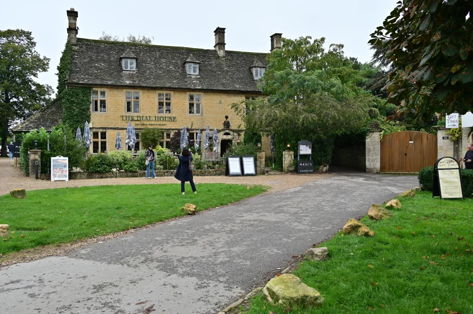 英國-科茲窩-水上伯頓（Bourton-on-the-Water）