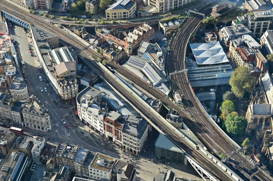 英國-倫敦-碎片塔拍波羅市場