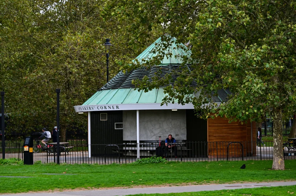 英國-倫敦-海德公園-演說者之角