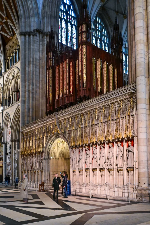 英國-約克-約克大教堂-唱詩班席位