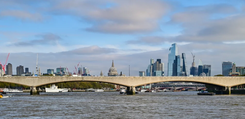 英國-倫敦-泰晤士河遊船