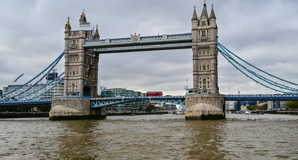 英國-倫敦-泰晤士河遊船與倫敦塔橋